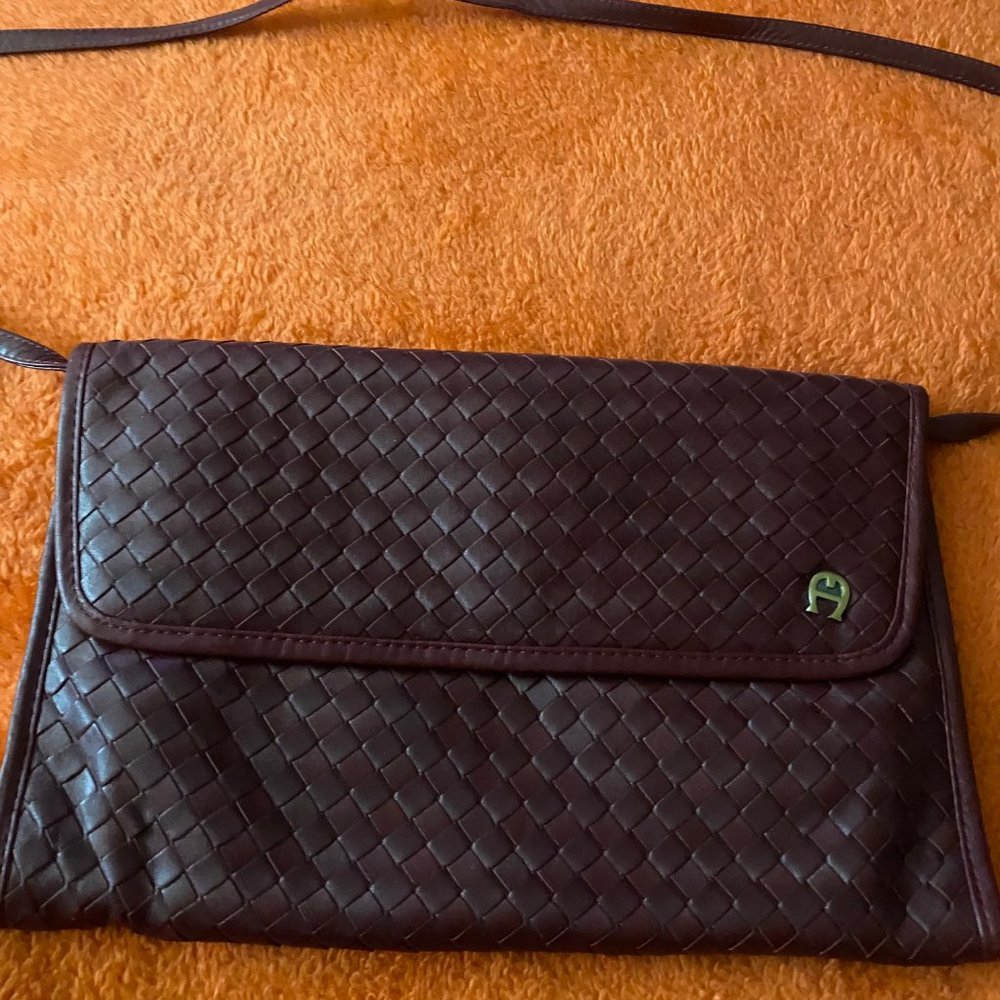 Etienne Aigner Vintage Burgandy Crossbody/Pocketbook